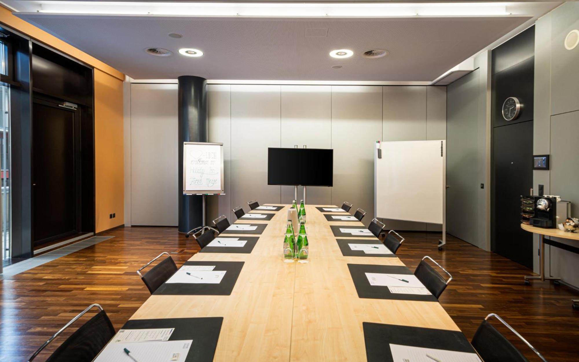 Holiday Inn Zuerich Messe By Ihg Екстер'єр фото