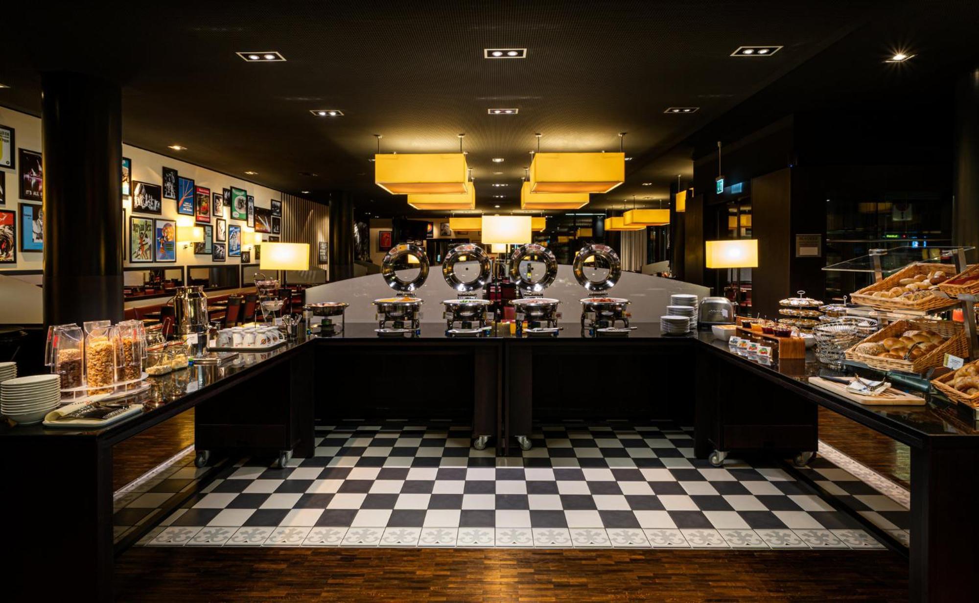 Holiday Inn Zuerich Messe By Ihg Екстер'єр фото